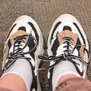 Steve Madden platform sneakers